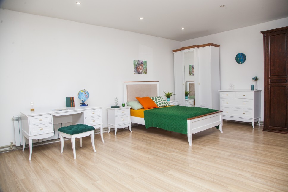 Кровать "Римини" с каретной стяжкой Кровать "Римини" с каретной стяжкой